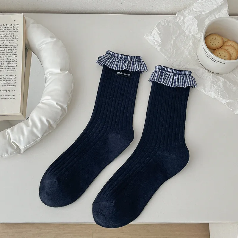 Gentle Welcome Mid Calf Socks Unisex 1 Pack-9