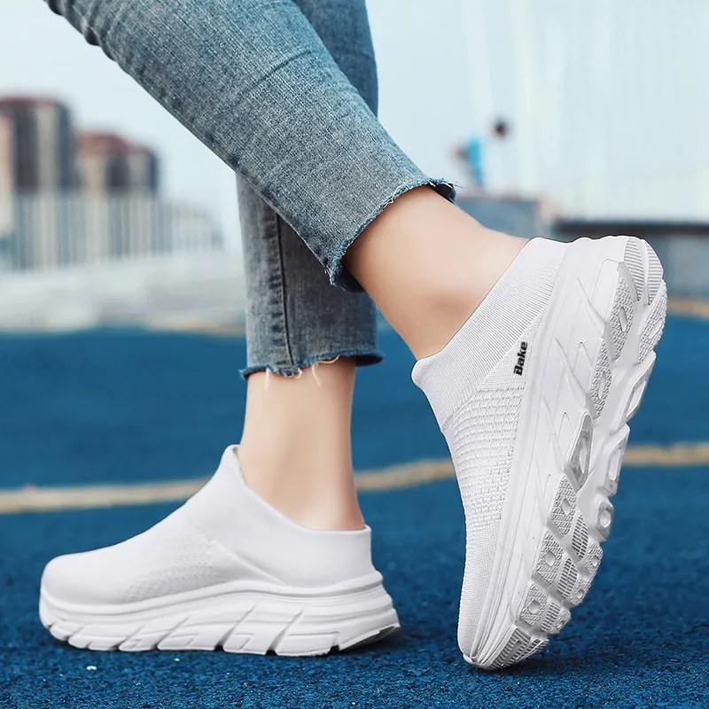 BAKE Odor Resistant Slip Resistant Closed Toe Slippers Unisex-7