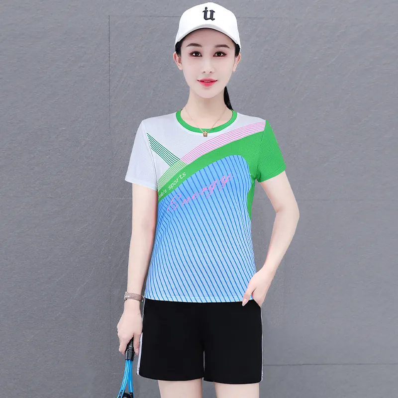 The New Age Family Fitness Set Women's-12