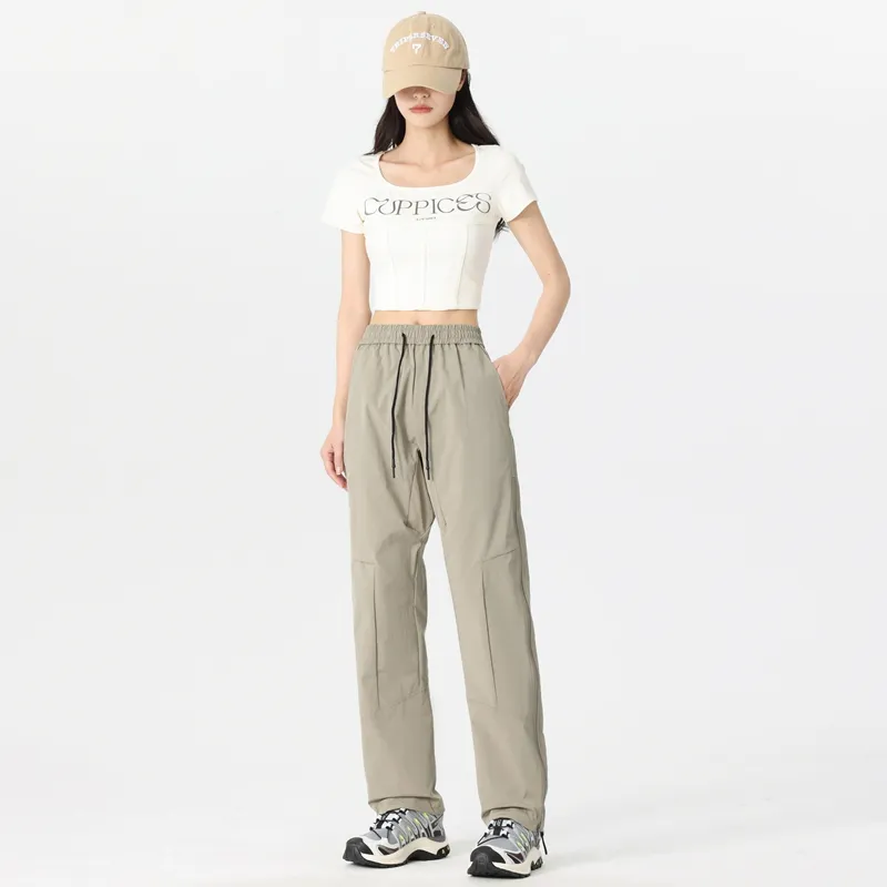 The New Age Family Cargo Pants Women's-8