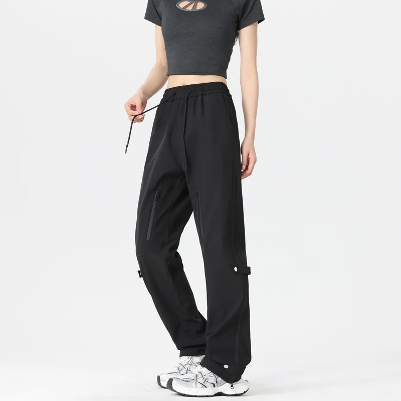 The New Age Family Cargo Pants Women's-12
