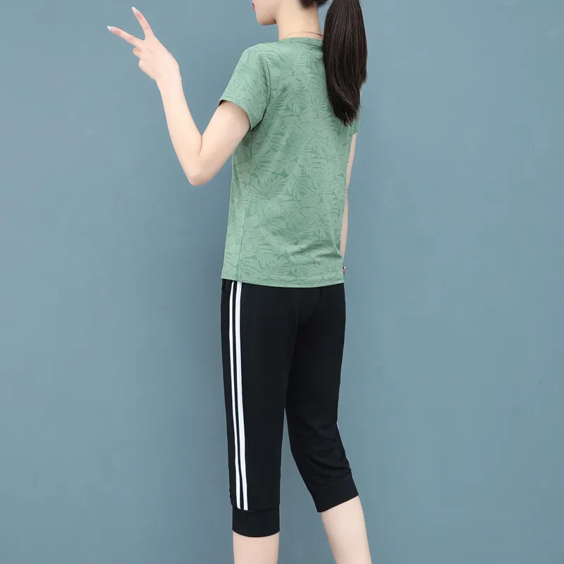 The New Age Family Fitness Set Women's-1