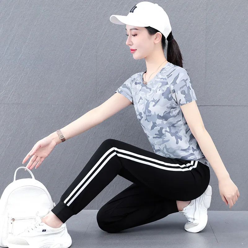 The New Age Family Regular T Shirt Women's-17