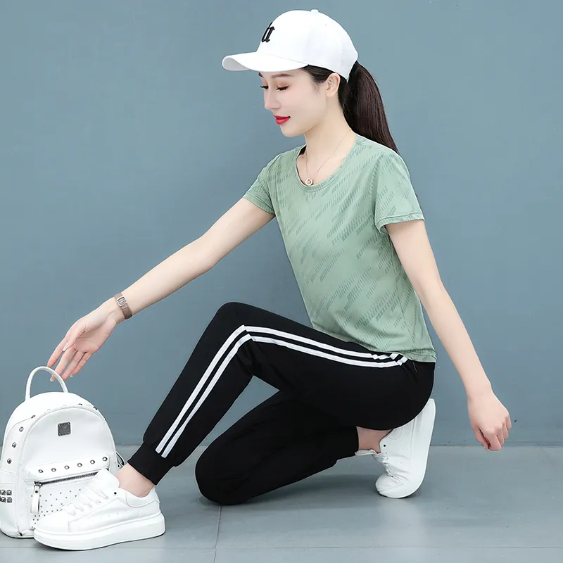 The New Age Family Fitness Set Women's-14