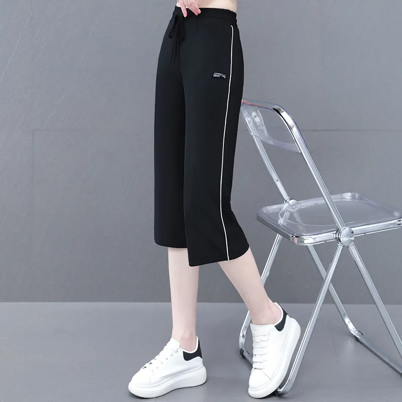 The New Age Family Casual Shorts Women's-8