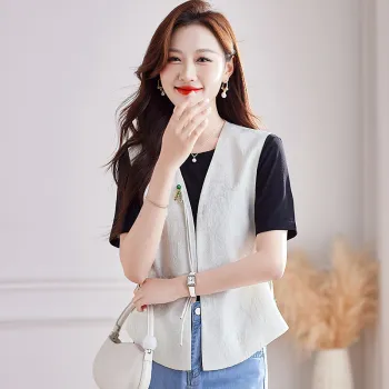 The New Age Family Vest Women's