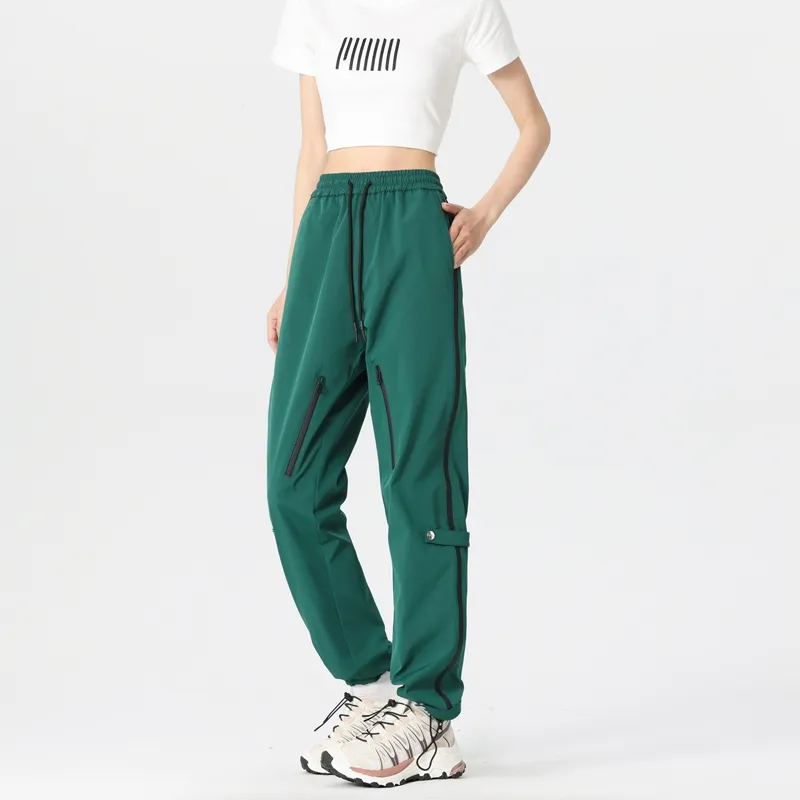 The New Age Family Cargo Pants Women's-17