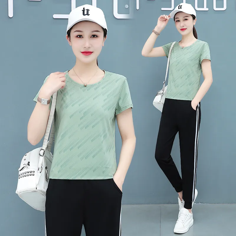The New Age Family Fitness Set Women's-16