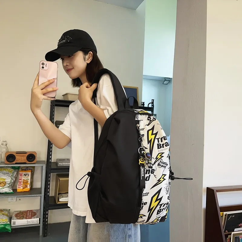 Vack Nylon Backpack Regular Unisex White/Red/Green/Blue-1