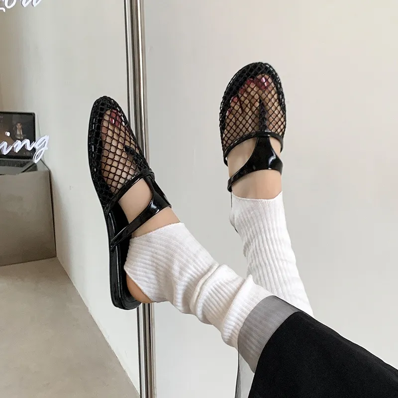 JIUXINGDAO Slip Resistant Closed Toe Slippers Women's-24