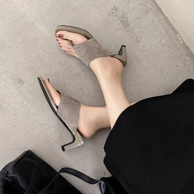 JIUXINGDAO Stitching Slip Resistant Flip Flops Women's-7