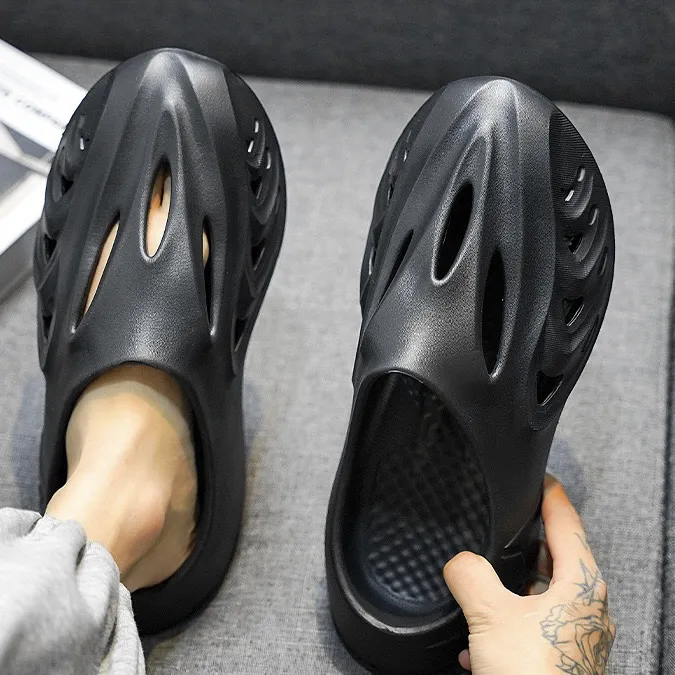 BTE Quiet Odor Resistant Slip Resistant Wrap toe Slippers Men's-10