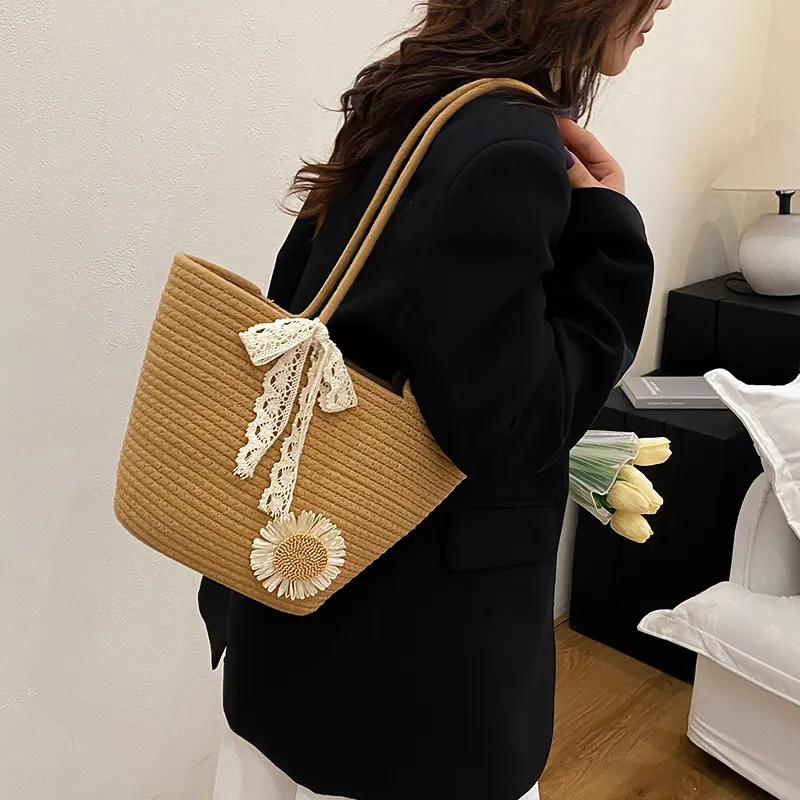 Yalu Woven Tote Bag, Shoulder Bag Women's White/Brown-9