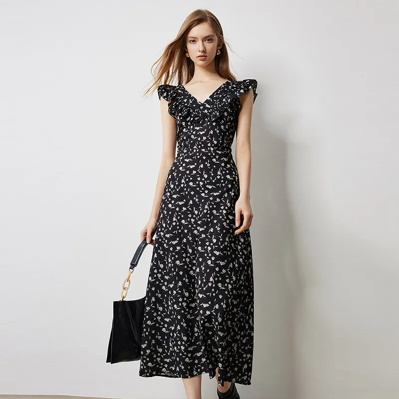 Initial Language Cinched Waist Short Sleeved Dress With Flutter Sleeves Women's Black With White Floral-3