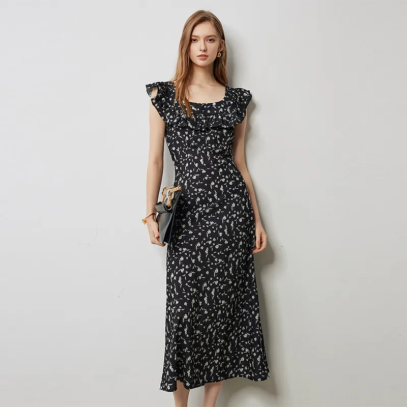 Initial Language Cinched Waist Short Sleeved Dress With Flutter Sleeves Women's Black With White Floral-1