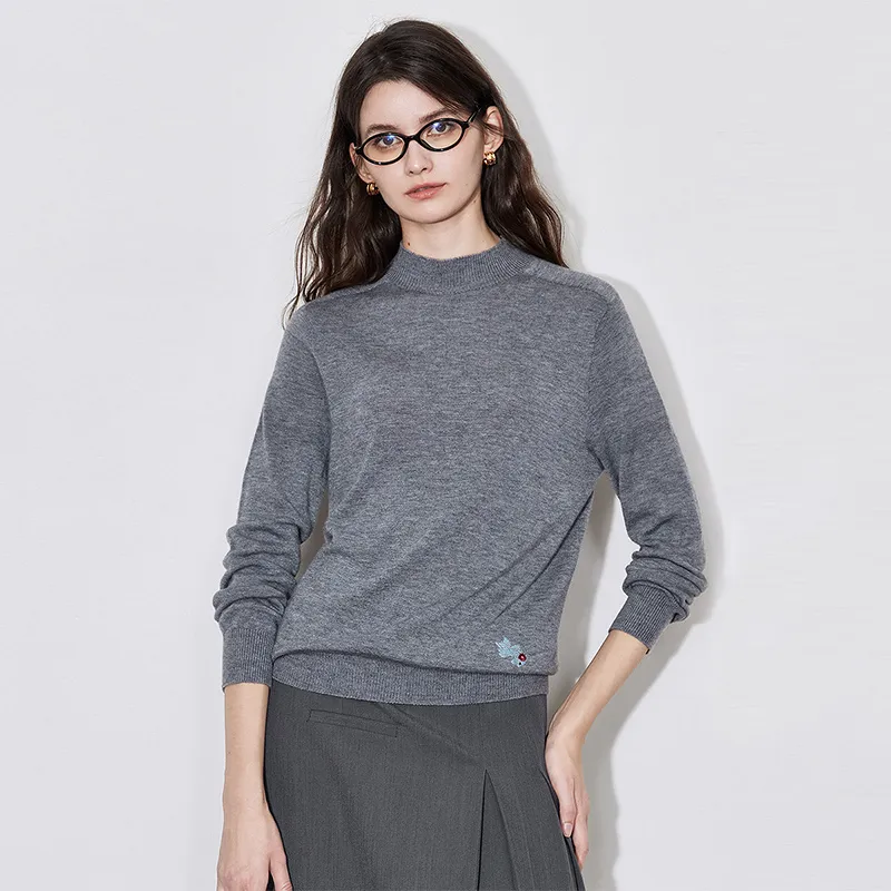 Initial Language Sweater Women's-21
