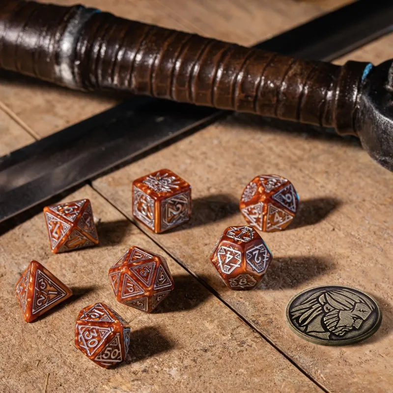 Q WORKSHOP The Witcher Dice Set. Geralt   The Monster Slayer Board Games-2