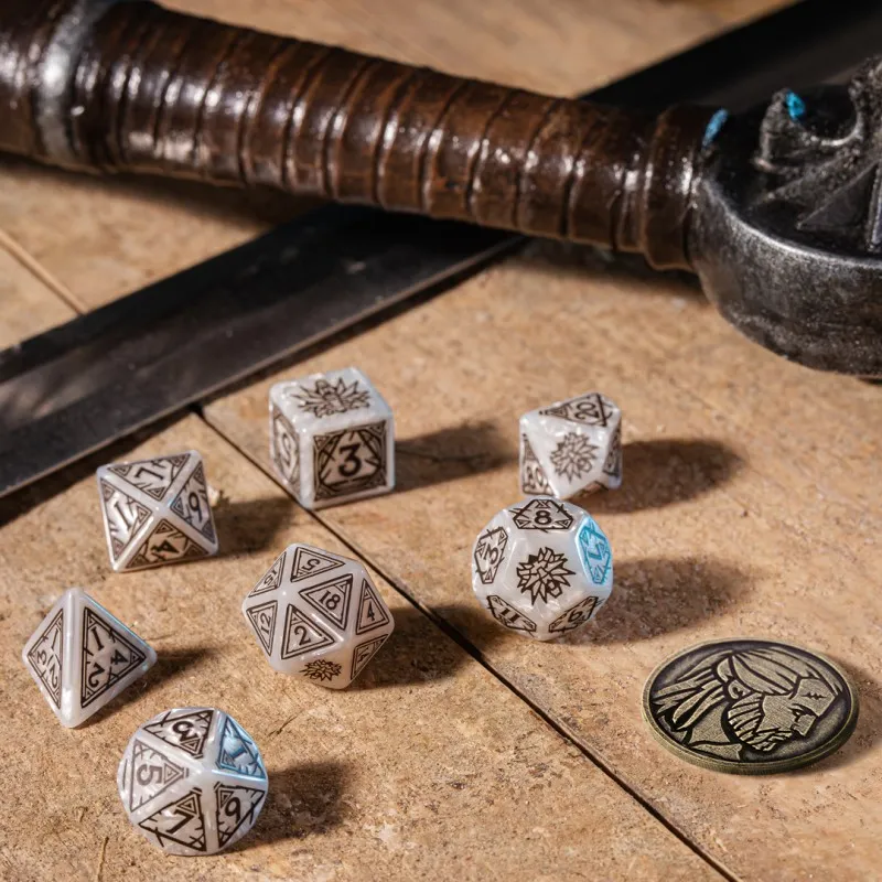 Q WORKSHOP The Witcher Dice Set. Geralt   The White Wolf Board Games-4