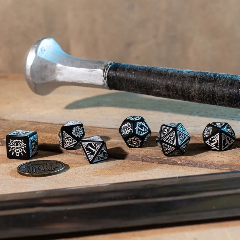Q WORKSHOP Witcher Dice Set. Geralt   The Silver Sword Board Games-3