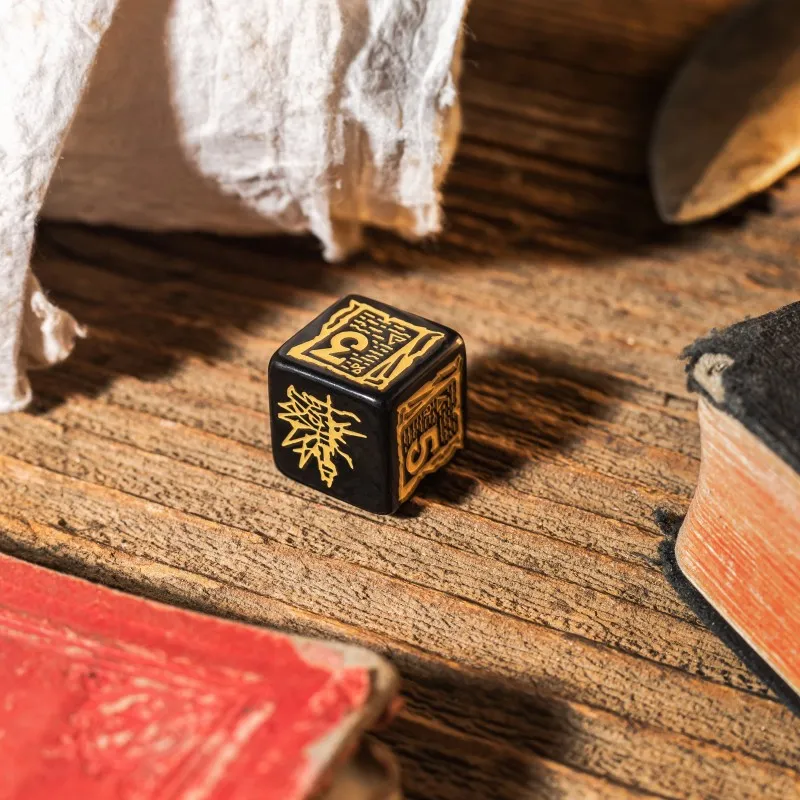 Q WORKSHOP The Witcher Dice Set. Vesemir   The Sword Master Board Games-5