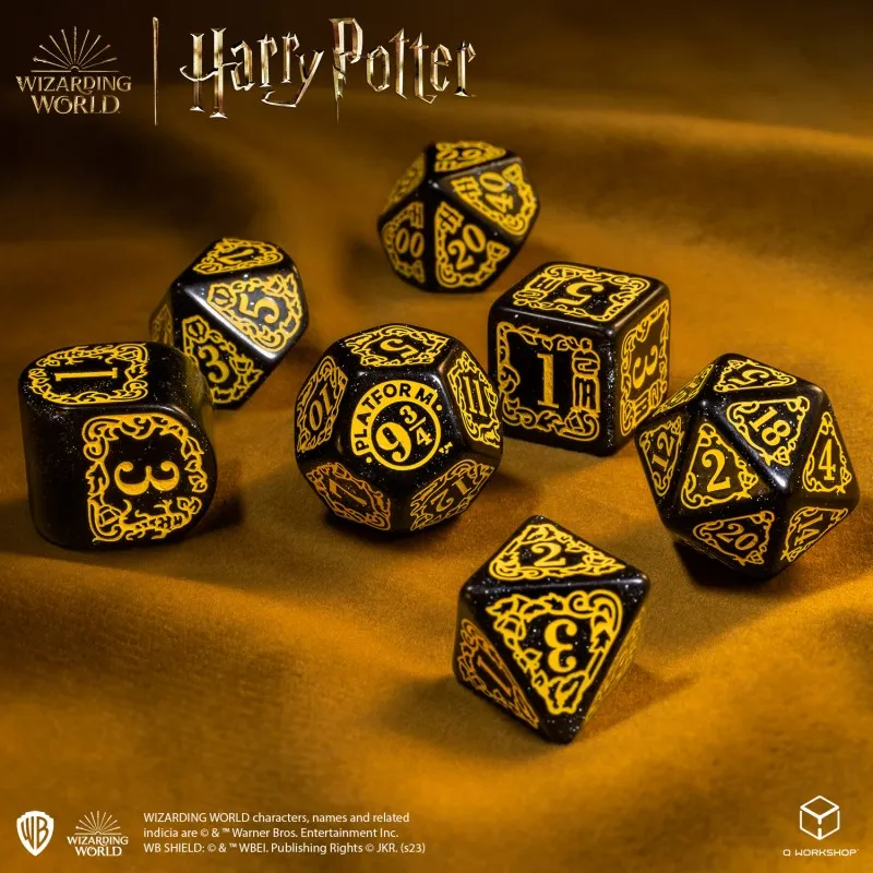 Q WORKSHOP Harry Potter Hufflepuff Black Dice Board Games-3