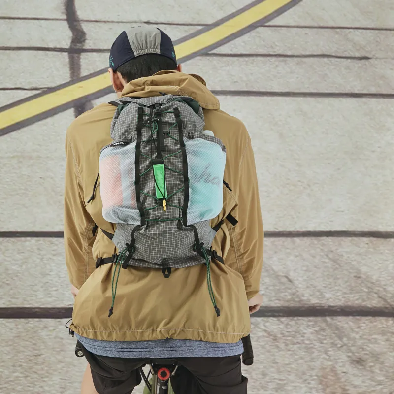 The MAD HATcher Nylon Cycling Backpack Unisex Multicolor-10