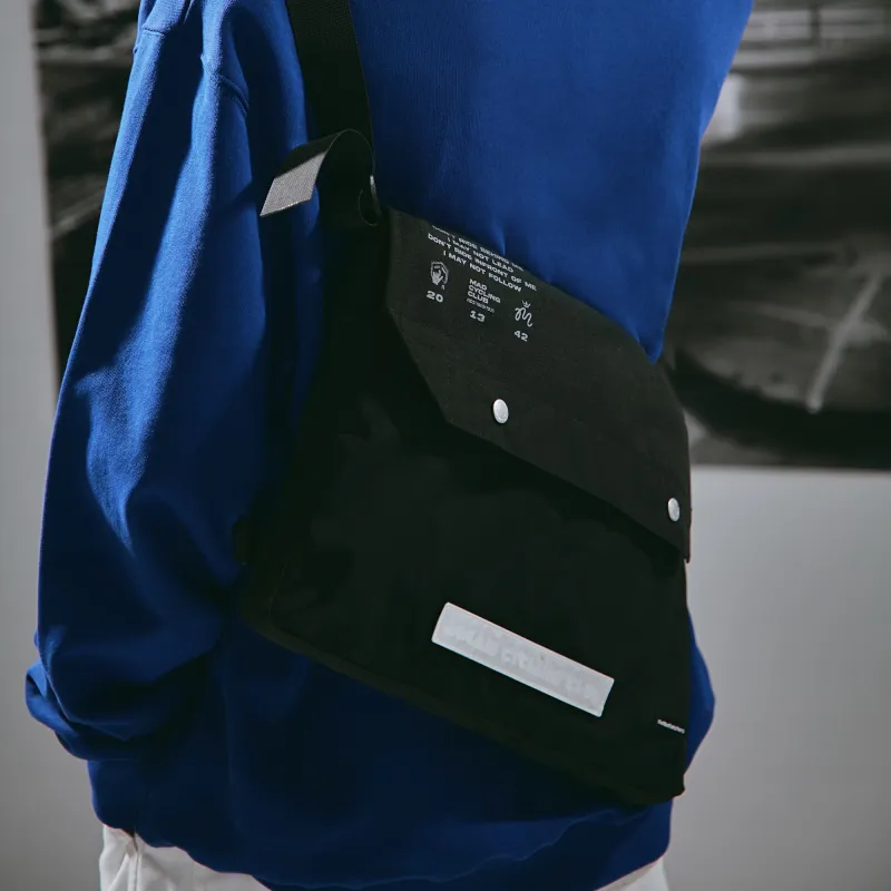 The MAD HATcher Outdoor Bags-16