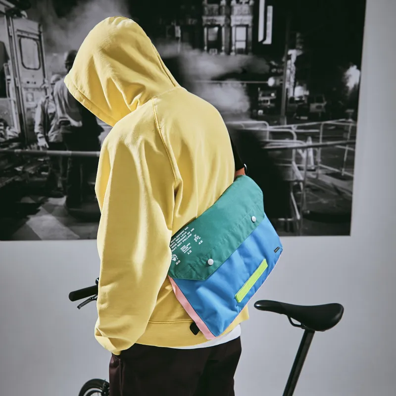 The MAD HATcher Outdoor Bags-8