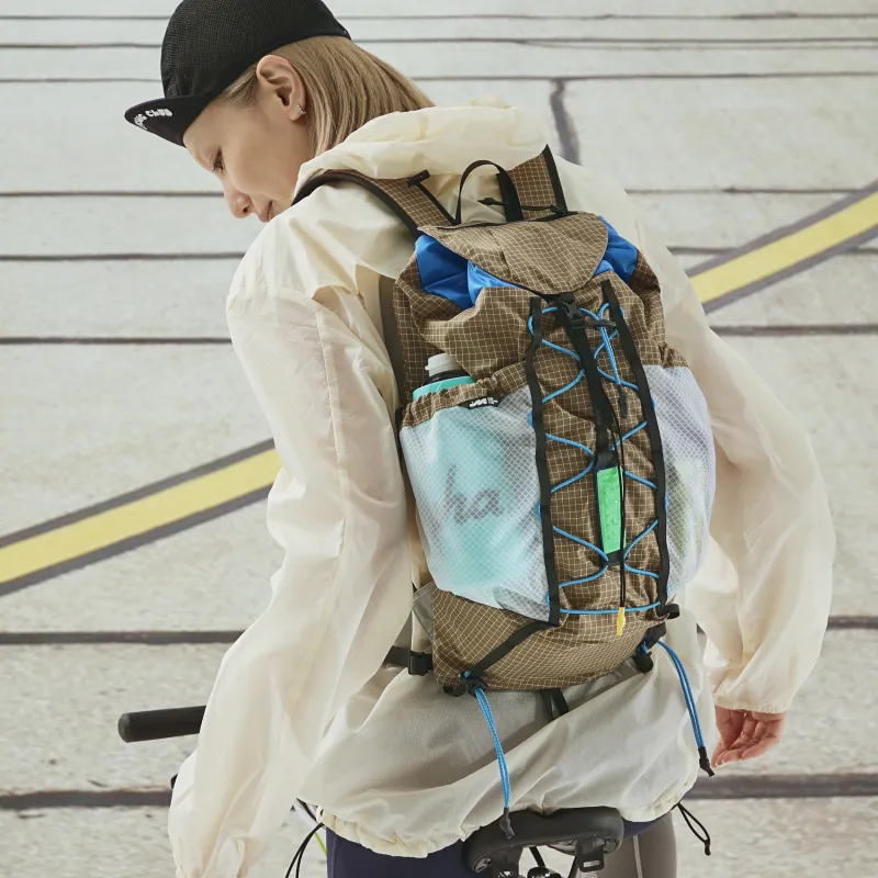 The MAD HATcher Nylon Cycling Backpack Unisex Multicolor-5