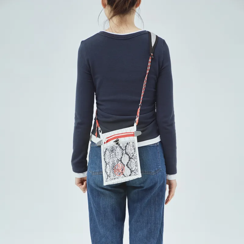 The MAD HATcher Polyamide Saddle Pouch Bag, Crossbody Bag Unisex White-3