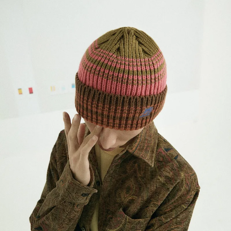 The MAD HATcher Beanies Unisex-8