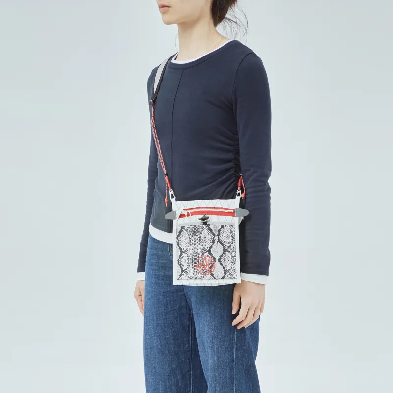 The MAD HATcher Polyamide Saddle Pouch Bag, Crossbody Bag Unisex White-2