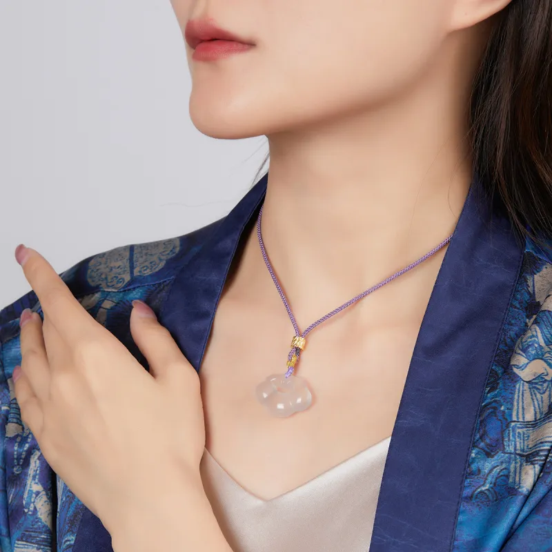 Cuiya Golden Building Chalcedony Necklaces Unisex-9