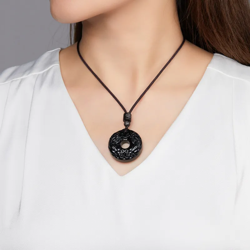 Cuiya Golden Building Chalcedony Necklaces Unisex-2