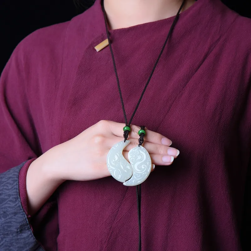 Cuiya Golden Building Necklaces Green Jade Unisex-8