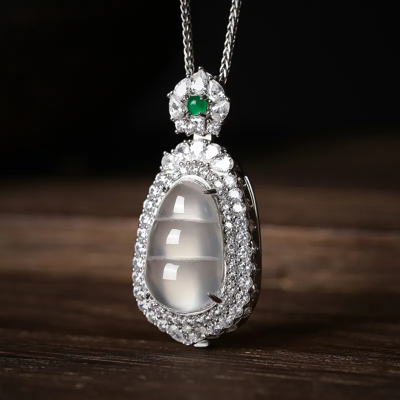 Cuiya Golden Building Chalcedony Jade Pendants Women's-2