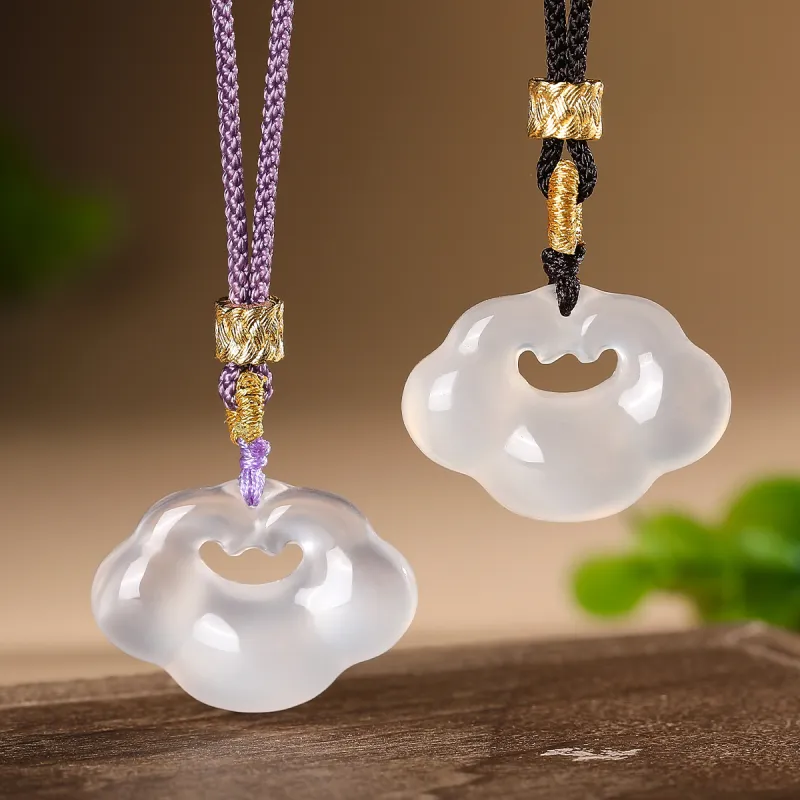 Cuiya Golden Building Chalcedony Necklaces Unisex-14