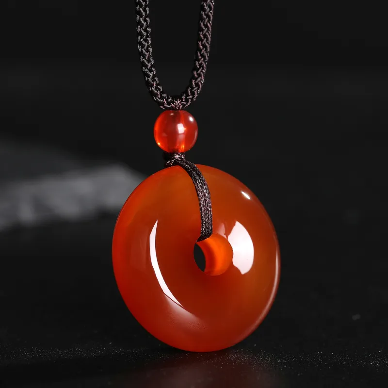Cuiya Golden Building Chalcedony Necklaces Unisex-4