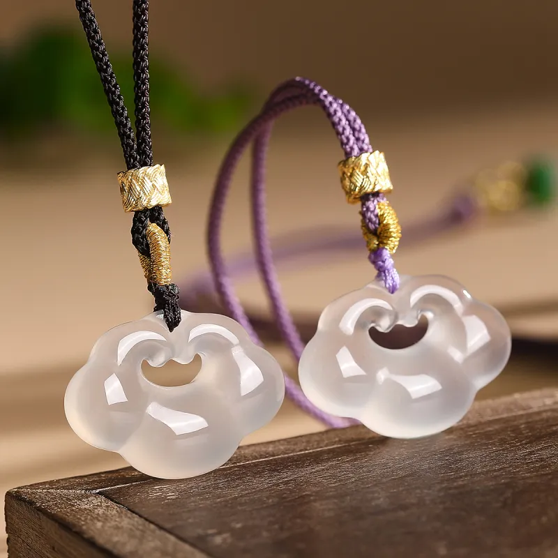 Cuiya Golden Building Chalcedony Necklaces Unisex-13