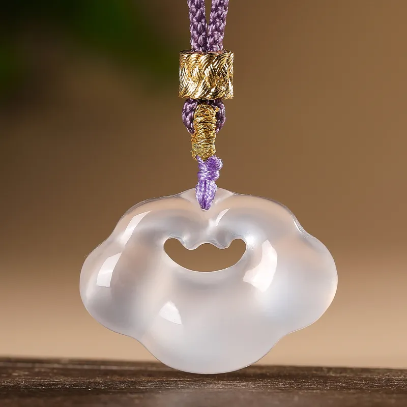 Cuiya Golden Building Chalcedony Necklaces Unisex-7