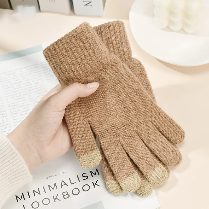 BANDICOOT Sheep Wool Knit Gloves Unisex Red-9