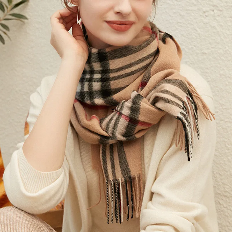BANDICOOT Sheep Wool Knit Scarves Women's-10