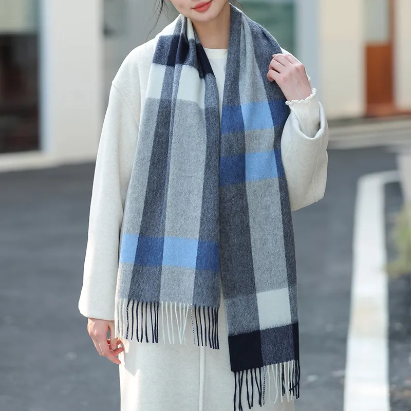 BANDICOOT Knit Scarves Women's-4
