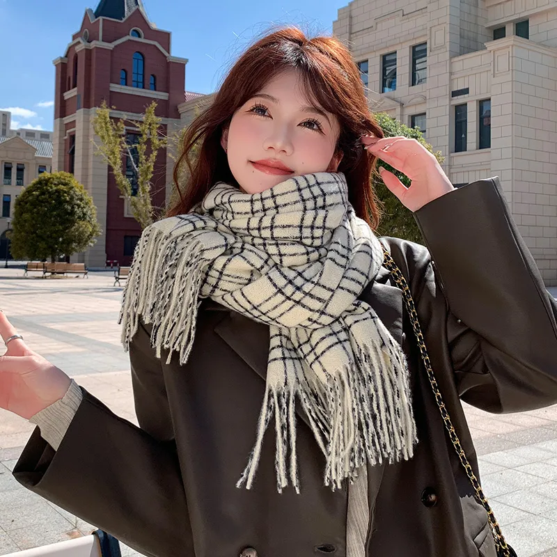 BANDICOOT Polyester Knit Scarves Unisex-3
