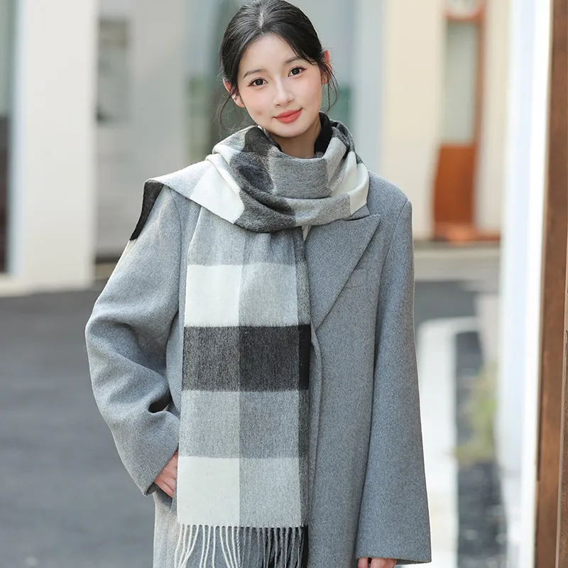 BANDICOOT Knit Scarves Unisex-9
