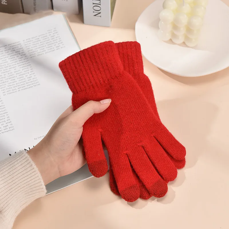 BANDICOOT Sheep Wool Knit Gloves Unisex Red-13