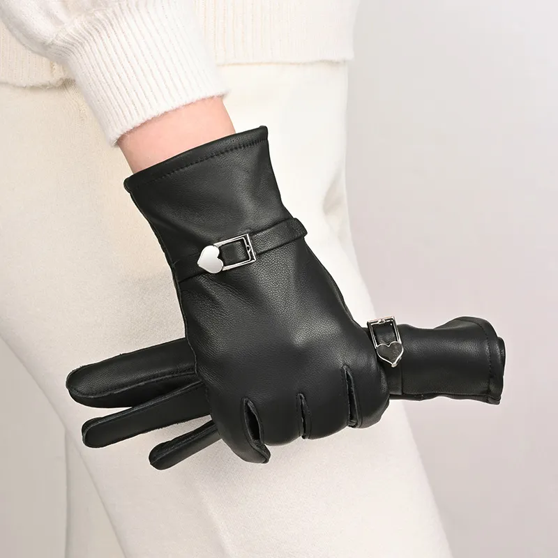 BANDICOOT Sheepskin Gloves Women's-7