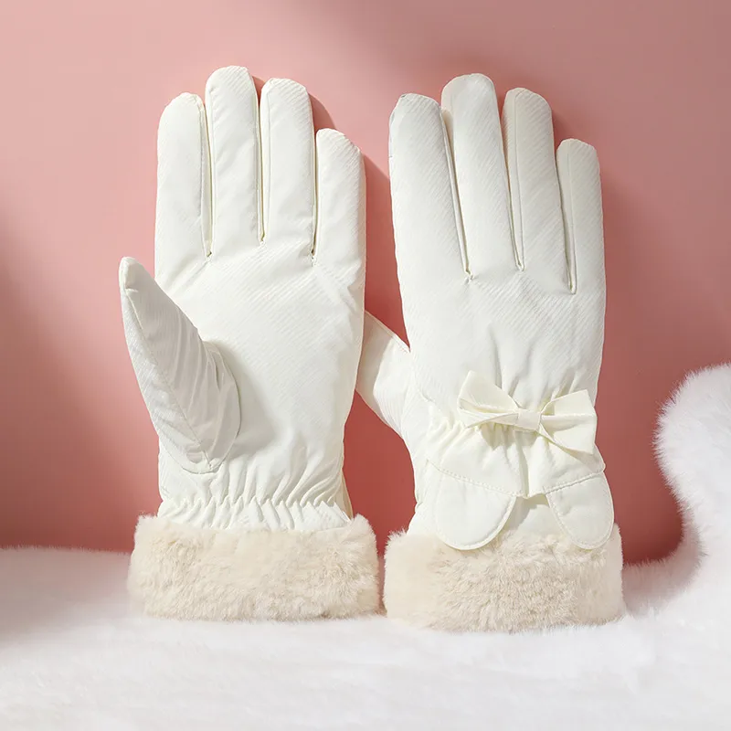 BANDICOOT Polyester Knit Gloves Women's-1
