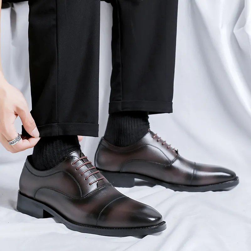 Product B Dress Shoes Men Low Top Brown/Black/Red-2
