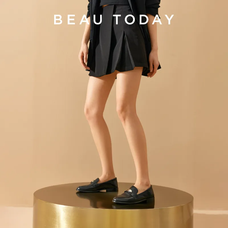 Beau Today Loafers Women's Black/White-7
